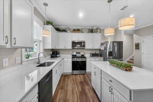 241 Shadybrook Drive, Summerville, SC 29486