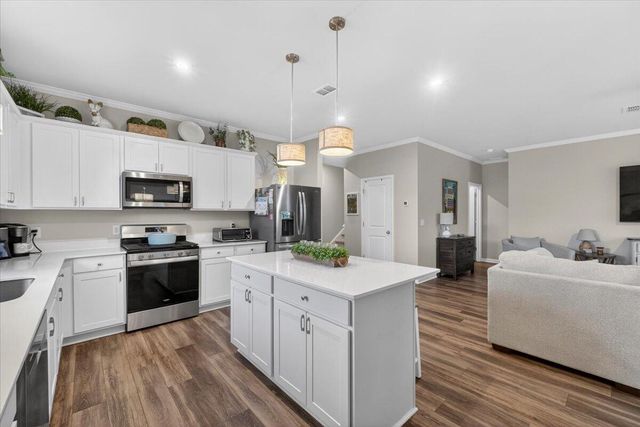 241 Shadybrook Drive, Summerville, SC 29486