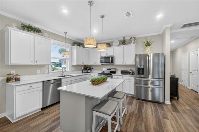 241 Shadybrook Drive, Summerville, SC 29486
