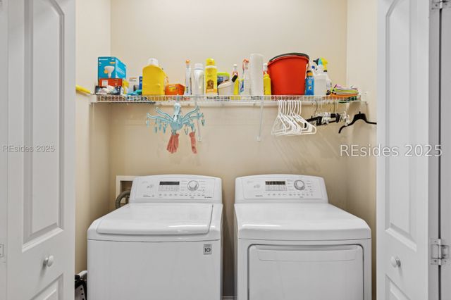 20 Trade Winds Trce Apt 4, Hilton Head Island, SC 29928