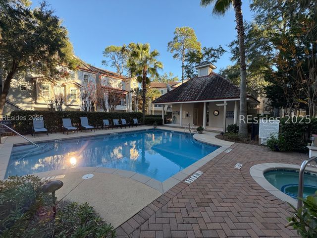 20 Trade Winds Trce Apt 4, Hilton Head Island, SC 29928