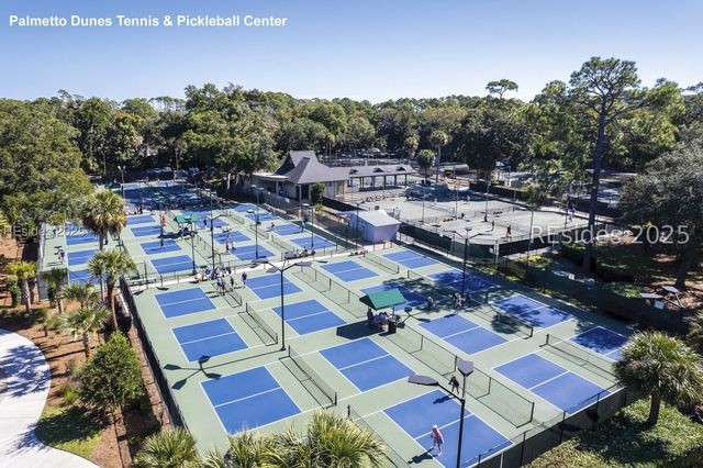 20 Trade Winds Trce Apt 4, Hilton Head Island, SC 29928