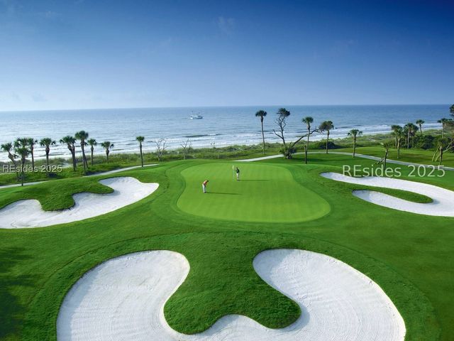 20 Trade Winds Trce Apt 4, Hilton Head Island, SC 29928