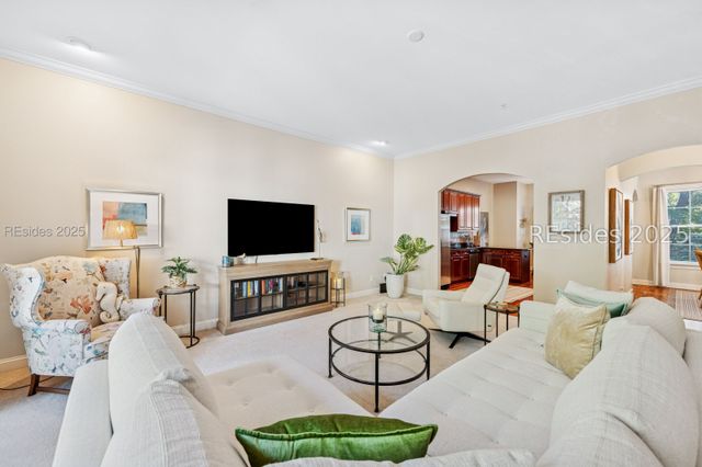 20 Trade Winds Trce Apt 4, Hilton Head Island, SC 29928