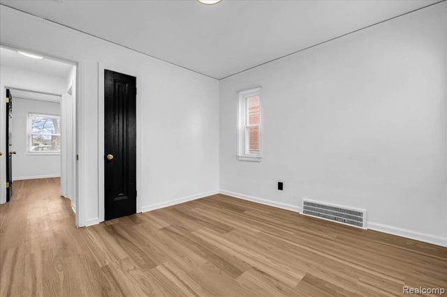 8603 Whitcomb Street, Detroit, MI 48228