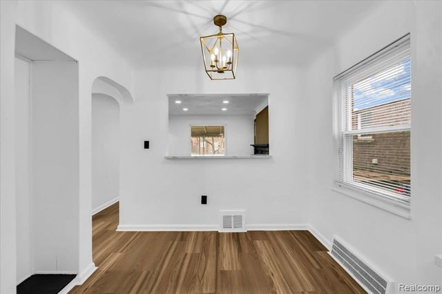 8603 Whitcomb Street, Detroit, MI 48228