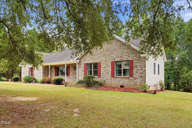 171 Clover Ridge, Angier, NC 27501