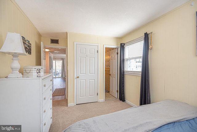 12005 ASSAWOMAN DR, Ocean City, MD 21842