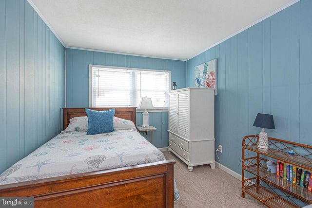 12005 ASSAWOMAN DR, Ocean City, MD 21842