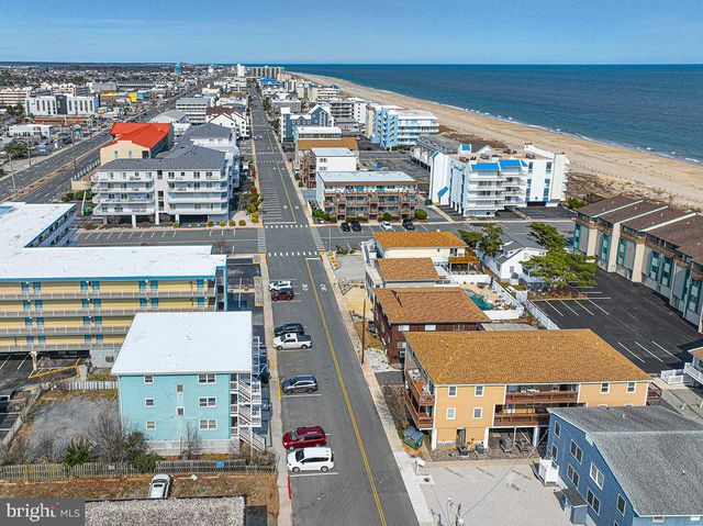 12005 ASSAWOMAN DR, Ocean City, MD 21842