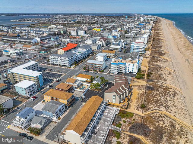 12005 ASSAWOMAN DR, Ocean City, MD 21842