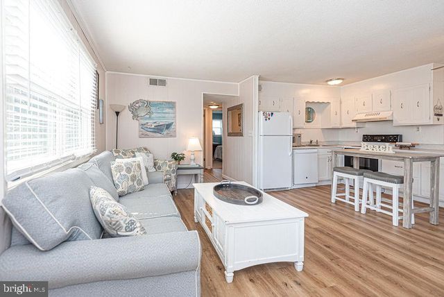 12005 ASSAWOMAN DR, Ocean City, MD 21842