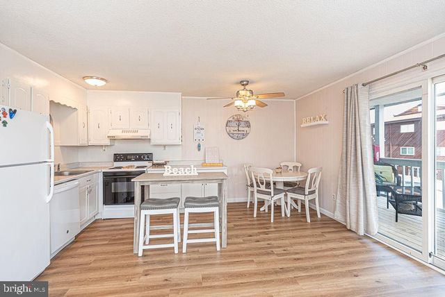 12005 ASSAWOMAN DR, Ocean City, MD 21842