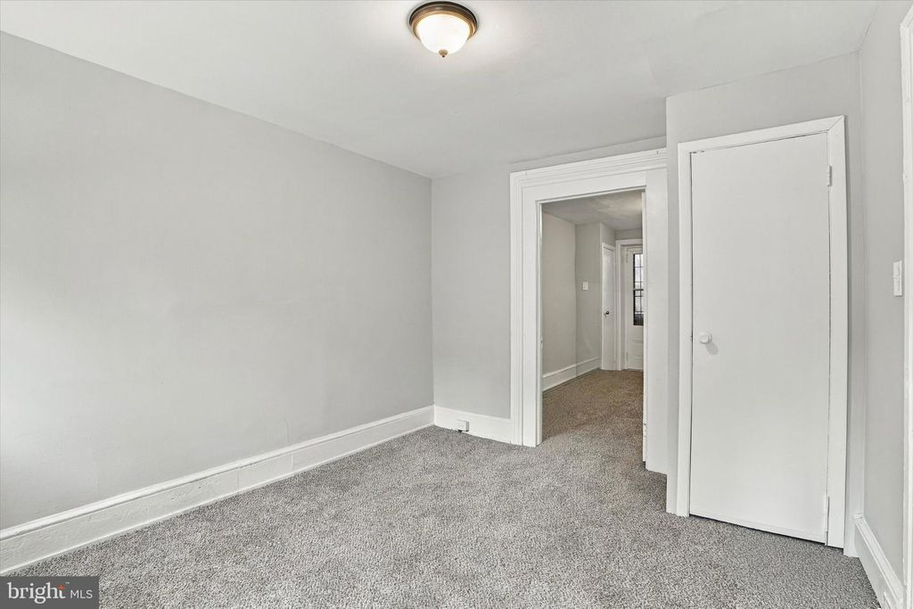23 W AIRY ST, NORRISTOWN, PA 19401 — photo 4