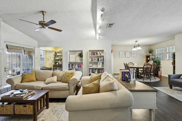 432 Sandy Trail, Richardson, TX 75080