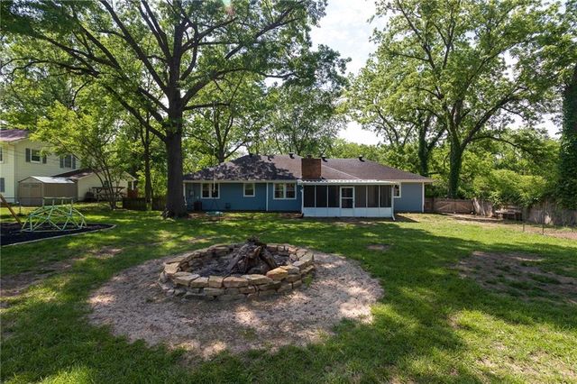 8309 Winchester Avenue, Kansas City, MO 64138