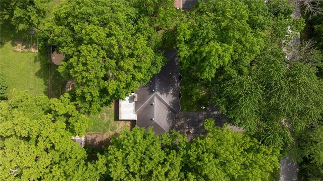8309 Winchester Avenue, Kansas City, MO 64138