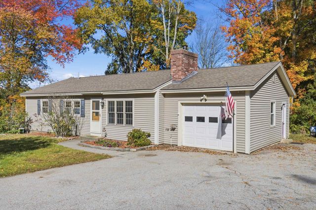 8 Beauchesne Drive, Hooksett, NH 03106