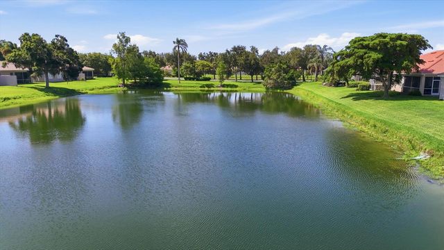 8050 VICTORIA FALLS CIRCLE, Sarasota, FL 34243