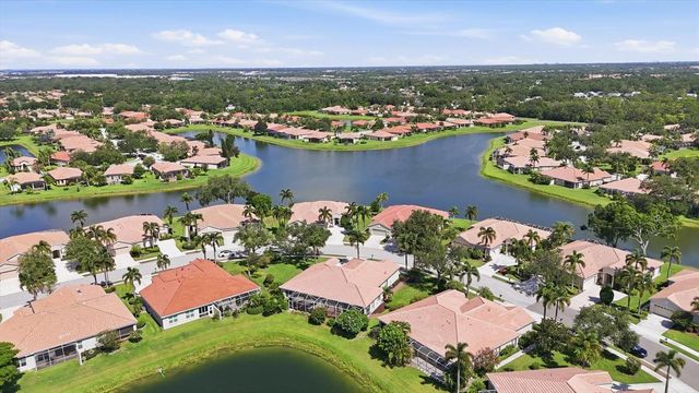 8050 VICTORIA FALLS CIRCLE, Sarasota, FL 34243