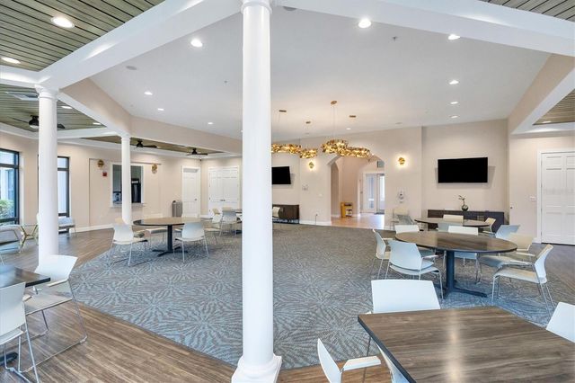 8050 VICTORIA FALLS CIRCLE, Sarasota, FL 34243