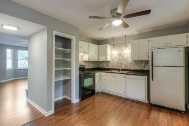 684 Mercer Dr, Hermitage, TN 37076