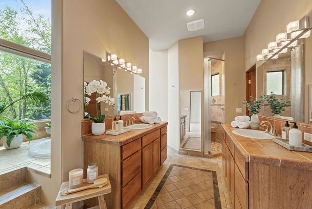 2503 S Thierman Ln, Spokane, WA 99223