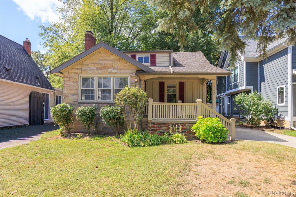 1212 Wyandotte Avenue, Royal Oak, MI 48067