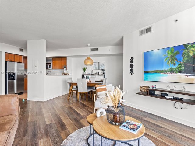 9066 SW 73rd Ct 2008, Miami, FL 33156