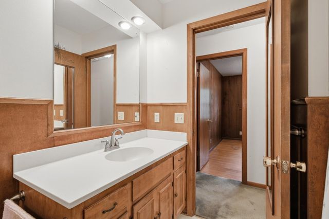 141 Oakwood Drive, New Brighton, MN 55112