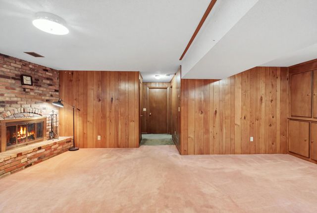141 Oakwood Drive, New Brighton, MN 55112