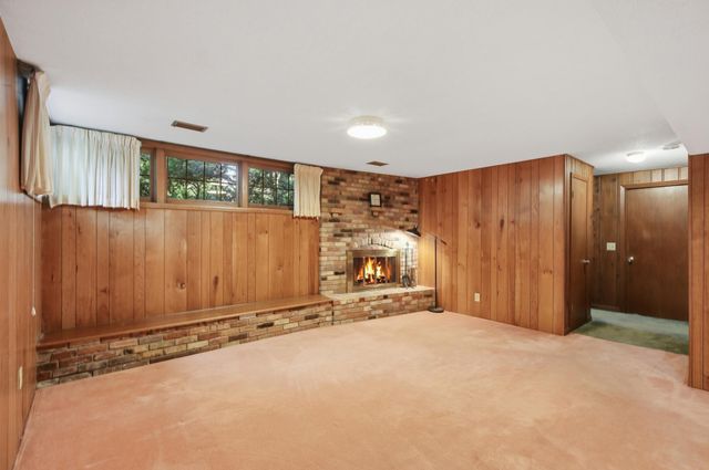 141 Oakwood Drive, New Brighton, MN 55112