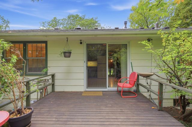 141 Oakwood Drive, New Brighton, MN 55112