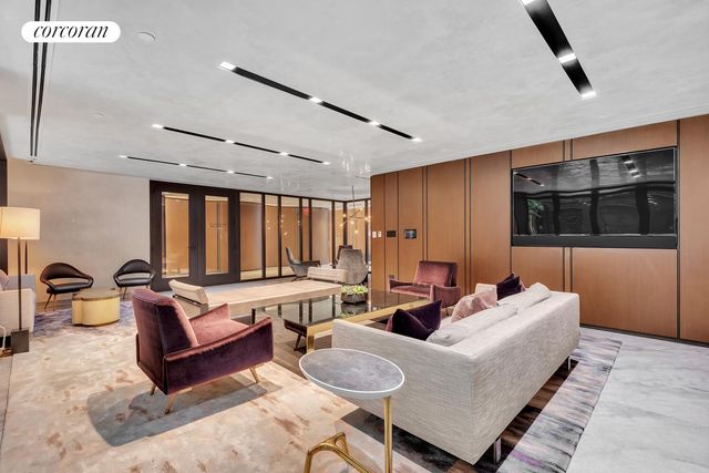 70 Charlton St Apt 4C, New York City, NY 10014