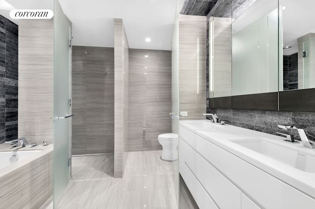 70 Charlton St Apt 4C, New York City, NY 10014