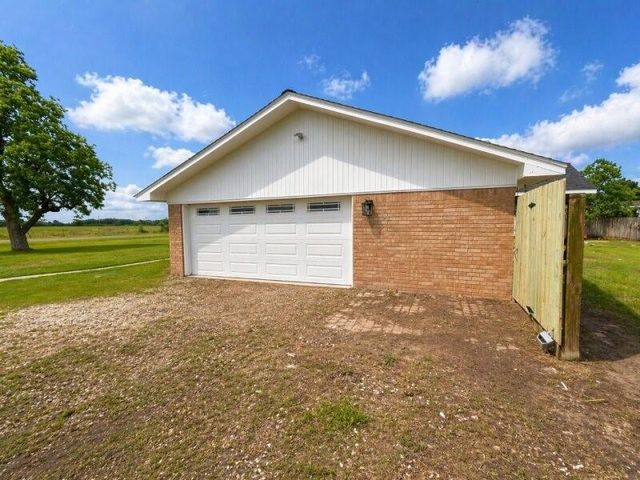 2052 County Road 118, Liberty, TX 77575
