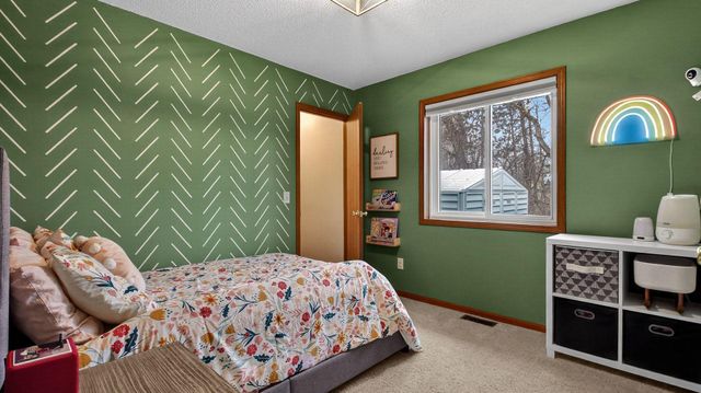 305 Arbor Hills Circle, Eau Claire, WI 54703