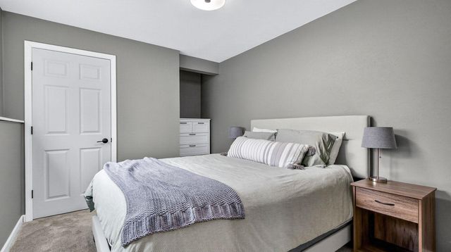 305 Arbor Hills Circle, Eau Claire, WI 54703