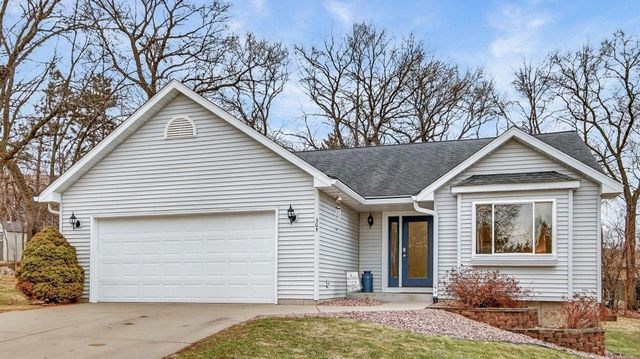 305 Arbor Hills Circle, Eau Claire, WI 54703