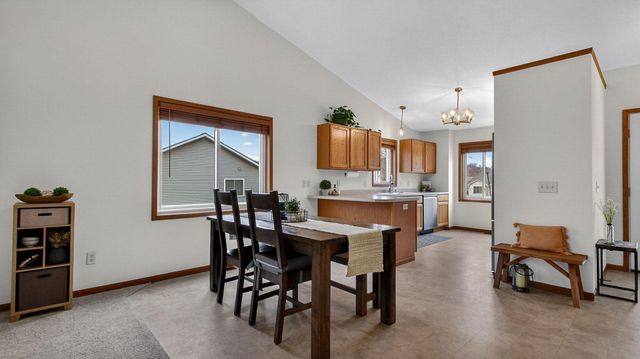 305 Arbor Hills Circle, Eau Claire, WI 54703