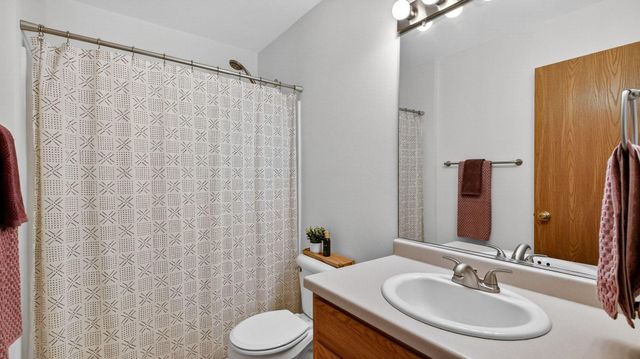 305 Arbor Hills Circle, Eau Claire, WI 54703