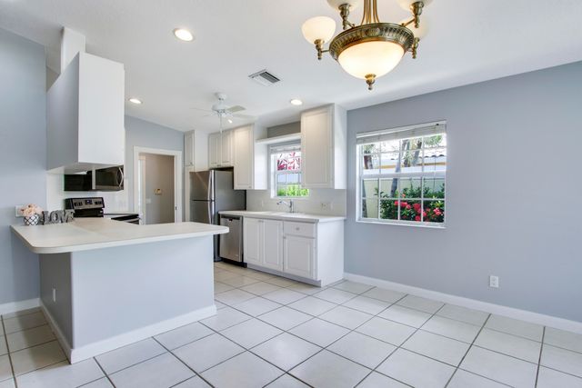 10870 SW Dardanelle Drive, Port St. Lucie, Port St Lucie, FL 34987