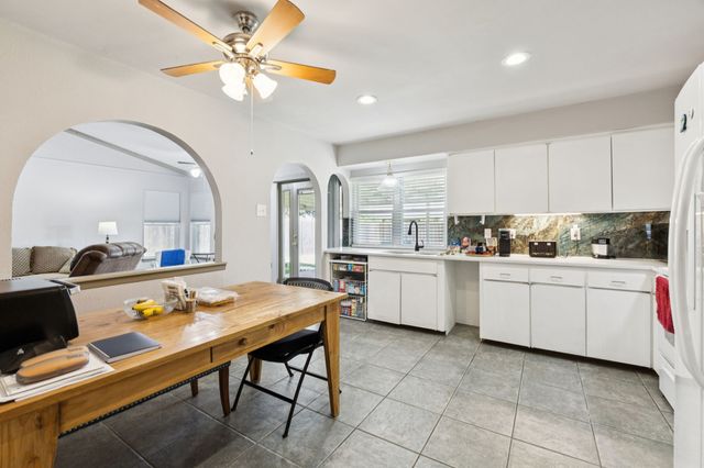 2007 Shenandoah Drive, Carrollton, TX 75007