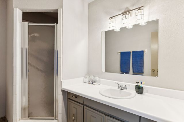 2007 Shenandoah Drive, Carrollton, TX 75007