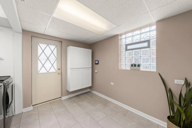 626 S Main Street, Lombard, IL 60148