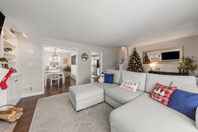 626 S Main Street, Lombard, IL 60148