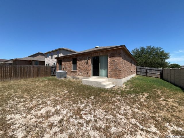 1051 Sundance Fort, San Antonio, TX 78245