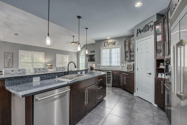 542 Karlenia Court, Edgewood, KY 41017