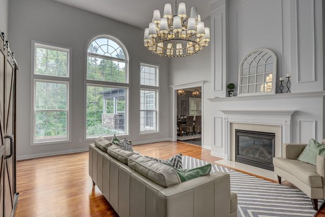 542 Karlenia Court, Edgewood, KY 41017