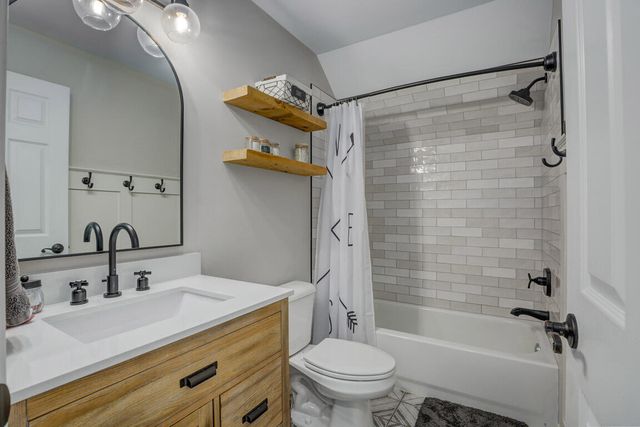 542 Karlenia Court, Edgewood, KY 41017